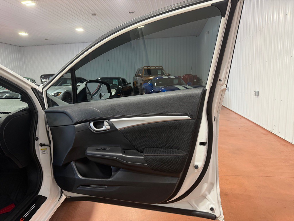 2013 Honda Civic Image 21