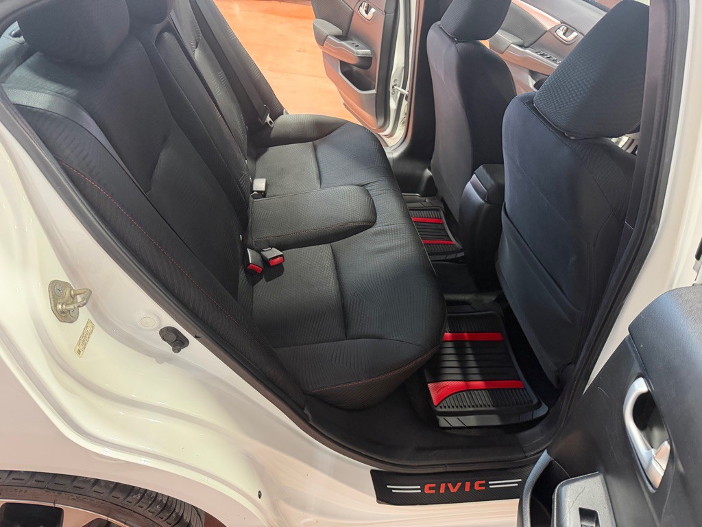 2013 Honda Civic Image 25