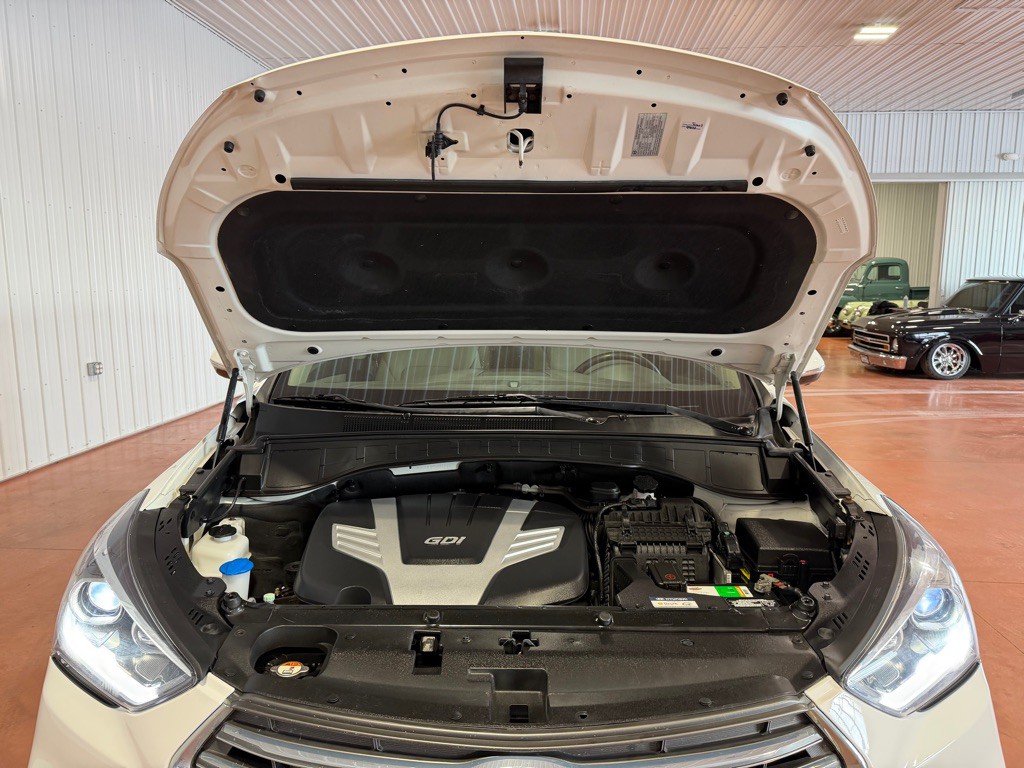 2017 Hyundai Santa Fe Image 37