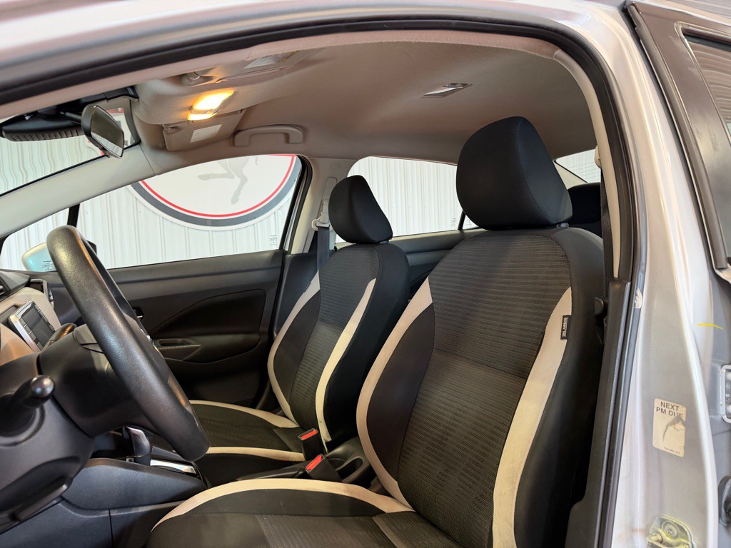 2021 Nissan Versa Image 14