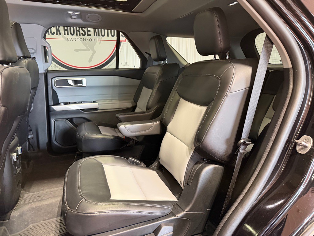 2023 Ford Explorer Image 17