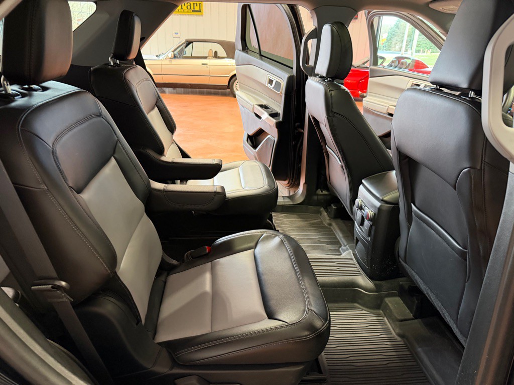 2023 Ford Explorer Image 23