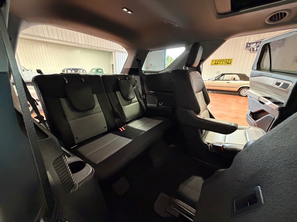 2023 Ford Explorer Image 25