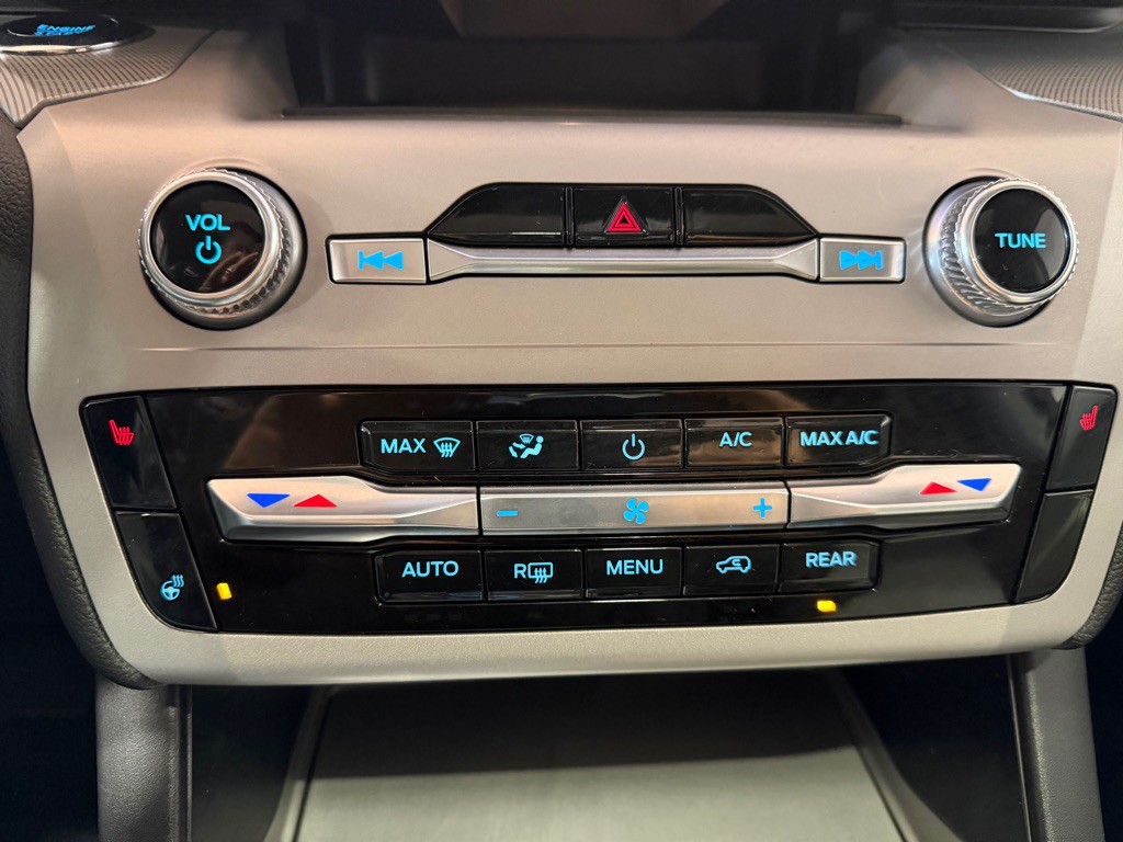 2023 Ford Explorer Image 31