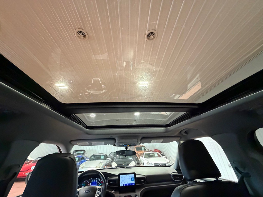 2023 Ford Explorer Image 34