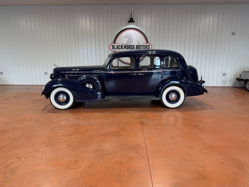 1936 Cadillac Fleetwood Image 1
