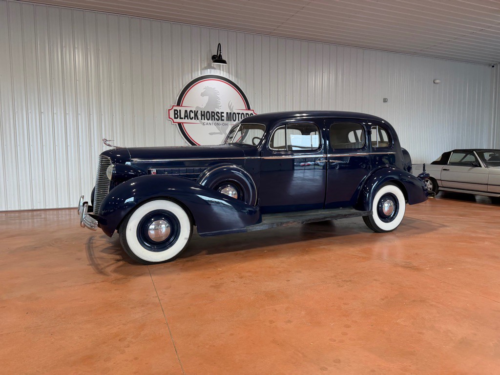 1936 Cadillac Fleetwood Image 3