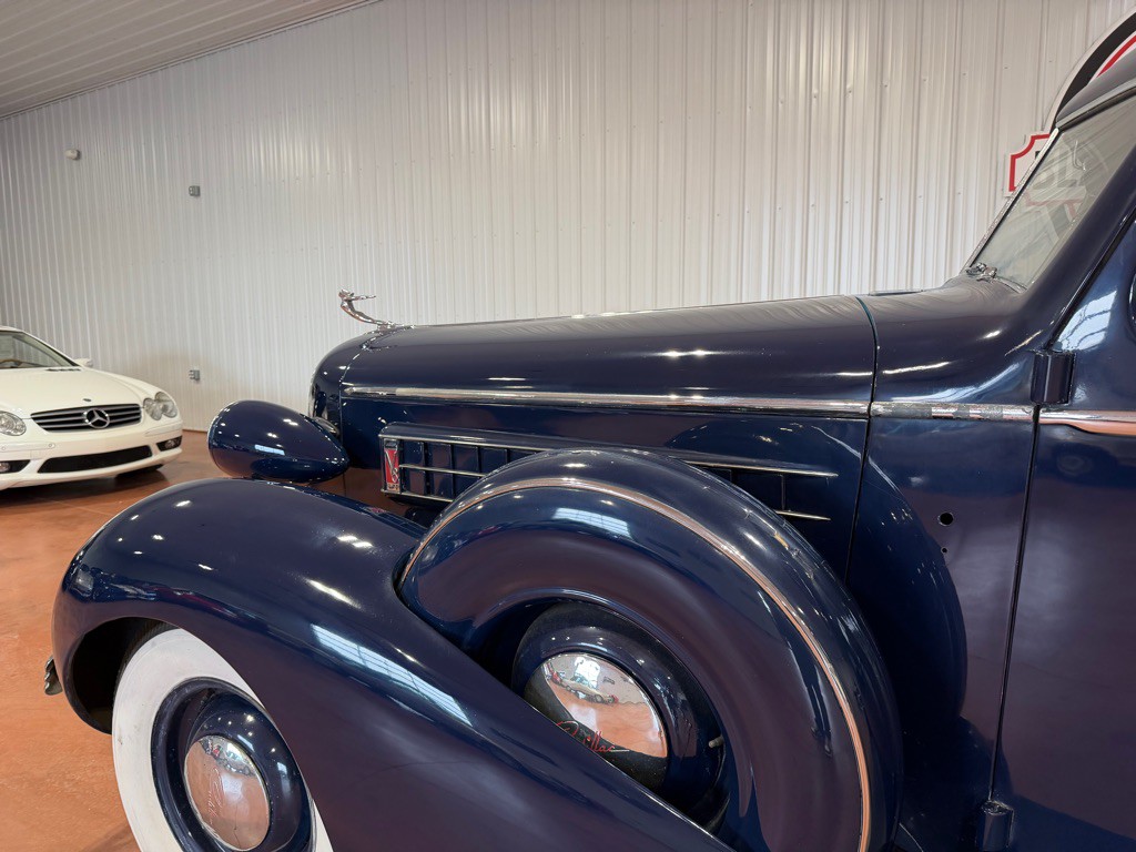 1936 Cadillac Fleetwood Image 11