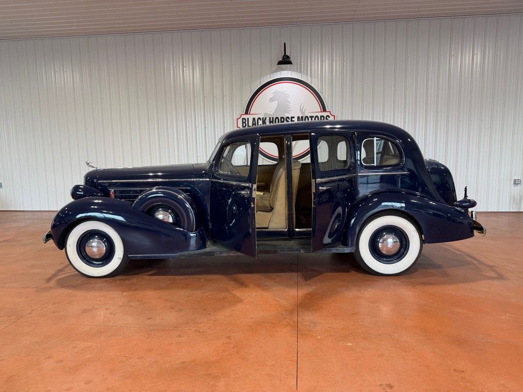 1936 Cadillac Fleetwood Image 16