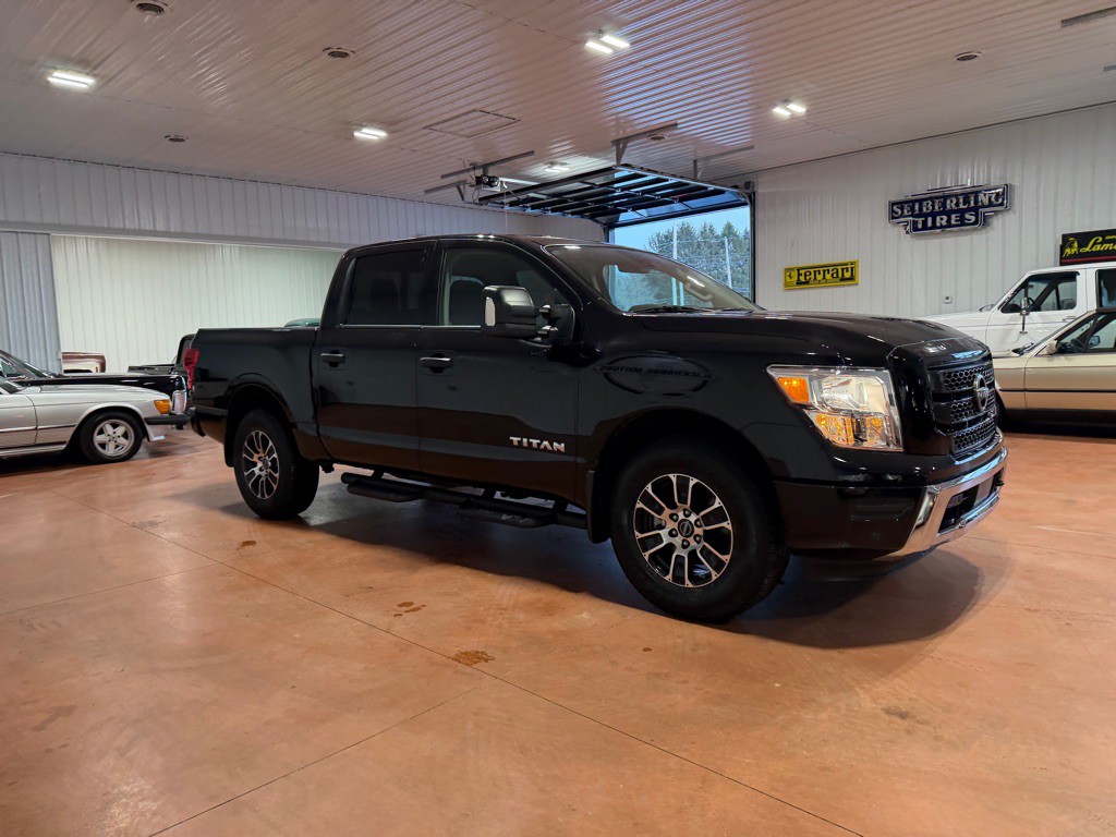 2024 Nissan Titan Image 7