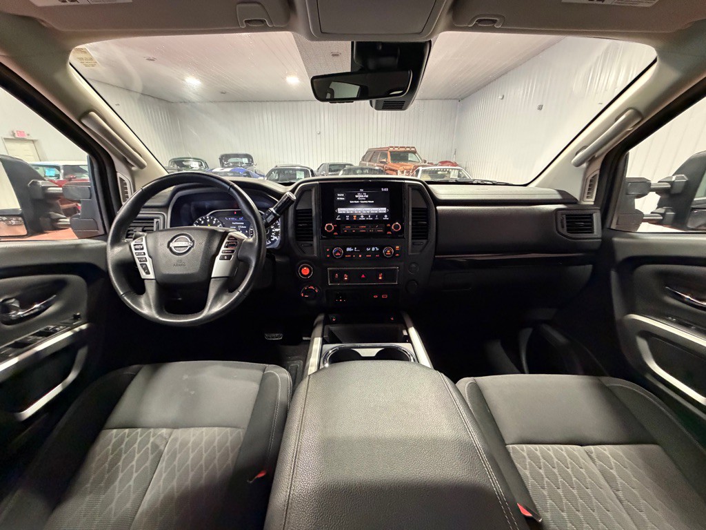 2024 Nissan Titan Image 23