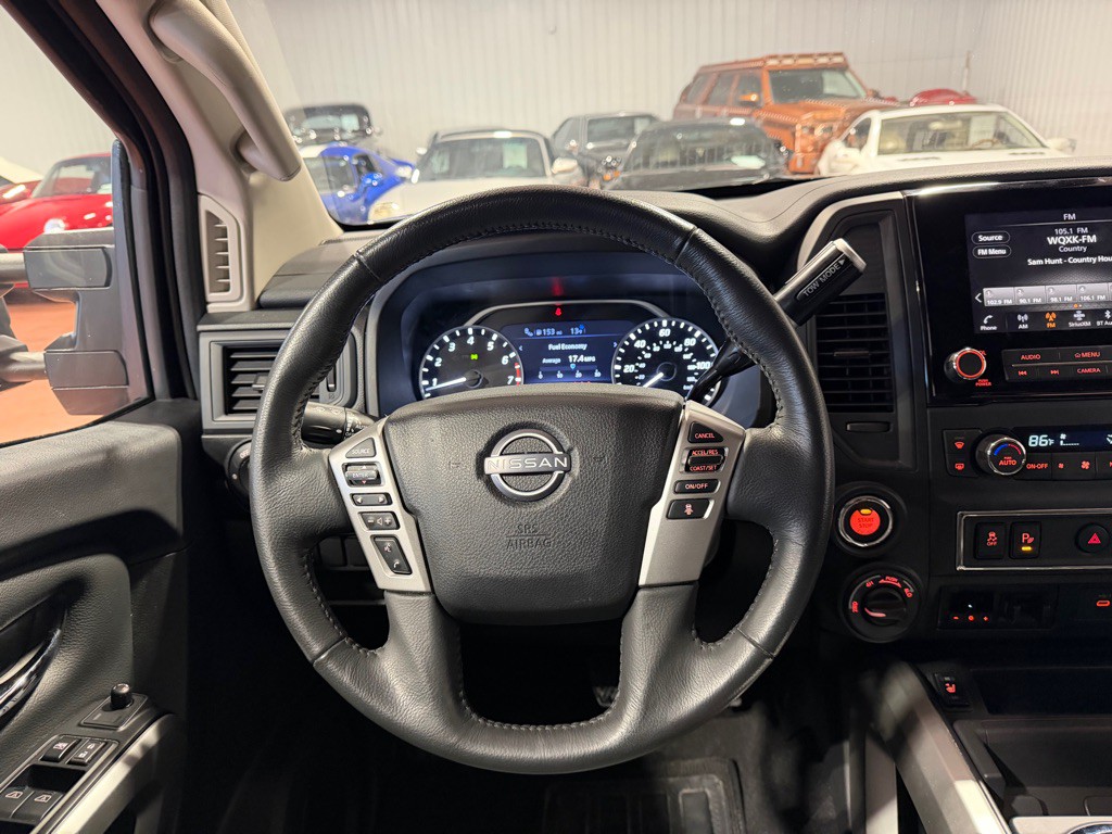 2024 Nissan Titan Image 24