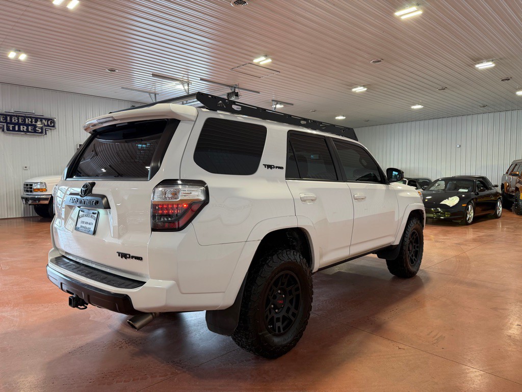 2017 Toyota 4Runner Image 7