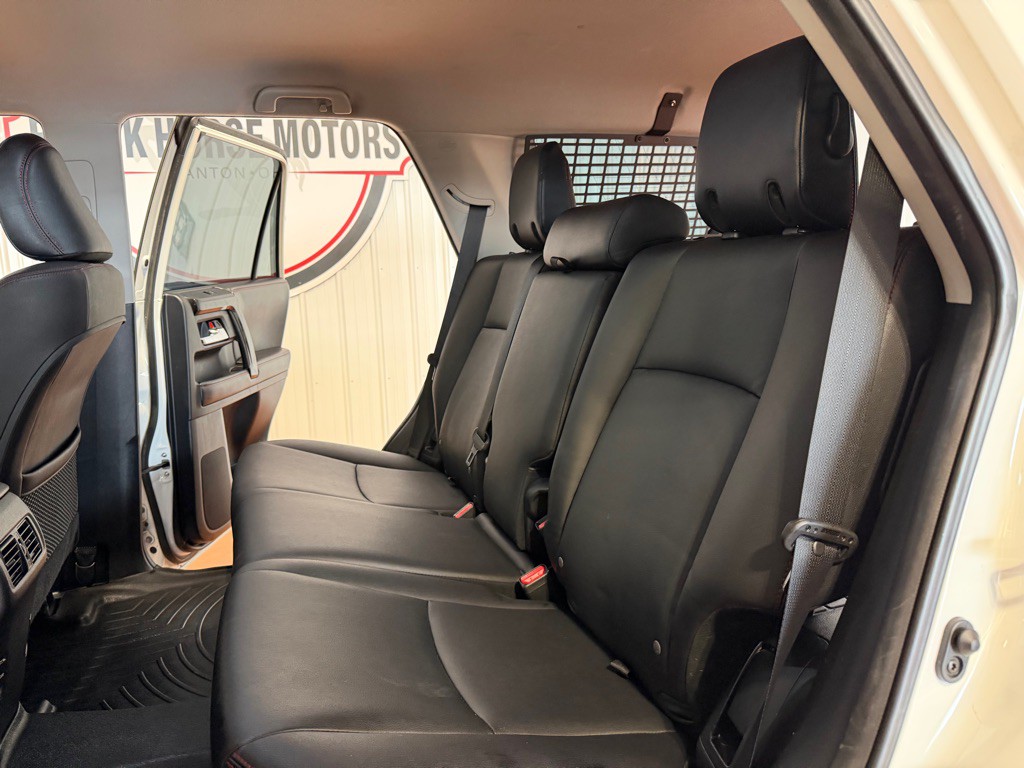 2017 Toyota 4Runner Image 21