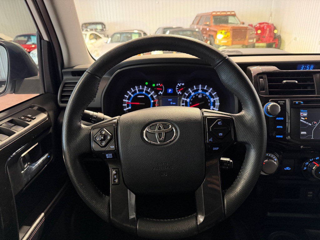 2017 Toyota 4Runner Image 29