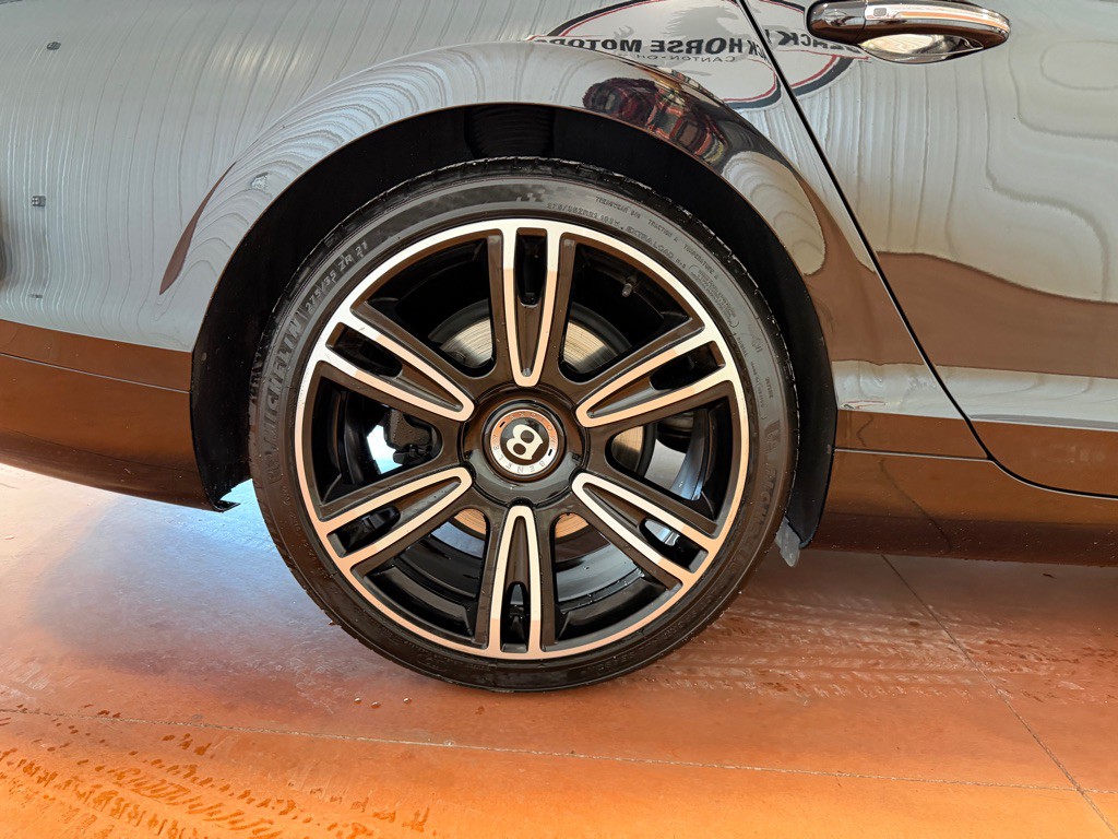 2014 Bentley Flying Spur Image 12