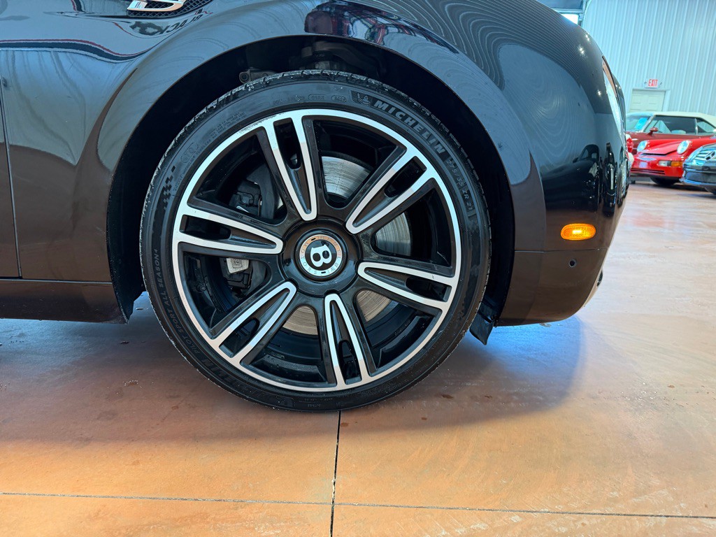 2014 Bentley Flying Spur Image 13