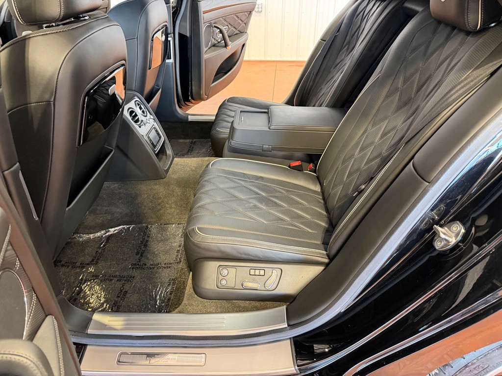 2014 Bentley Flying Spur Image 21