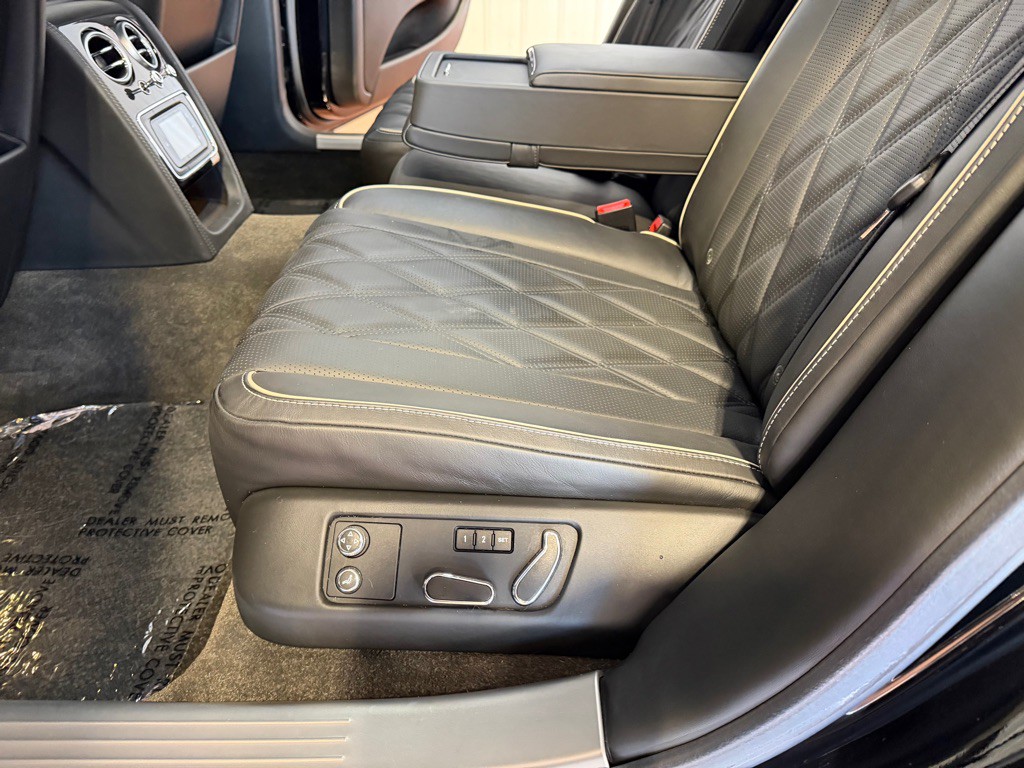 2014 Bentley Flying Spur Image 22