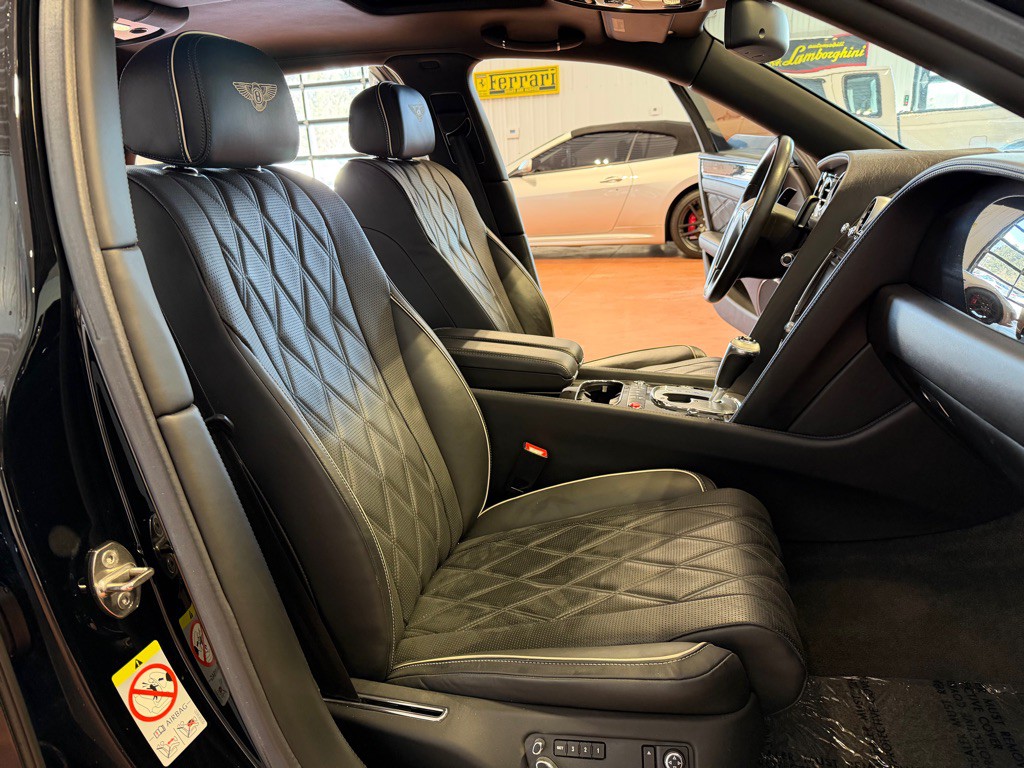 2014 Bentley Flying Spur Image 26