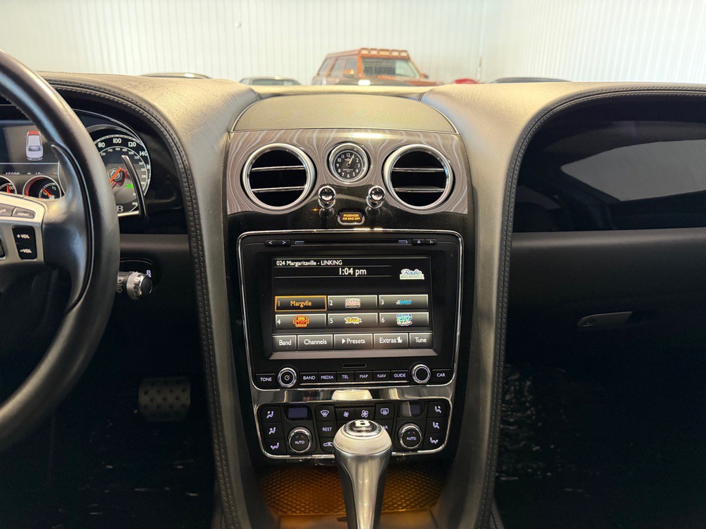 2014 Bentley Flying Spur Image 36