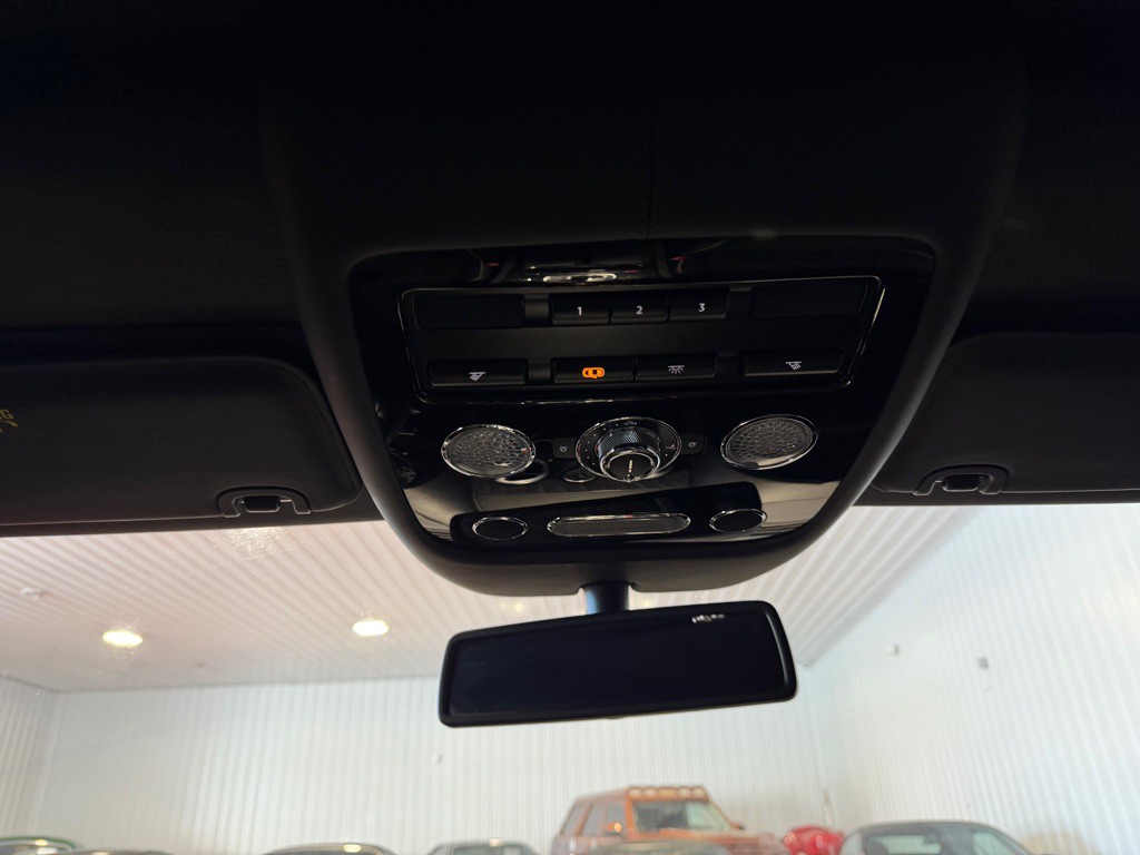 2014 Bentley Flying Spur Image 37