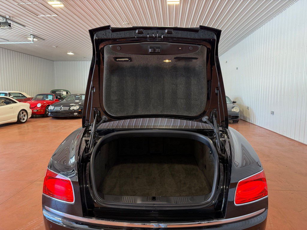 2014 Bentley Flying Spur Image 43
