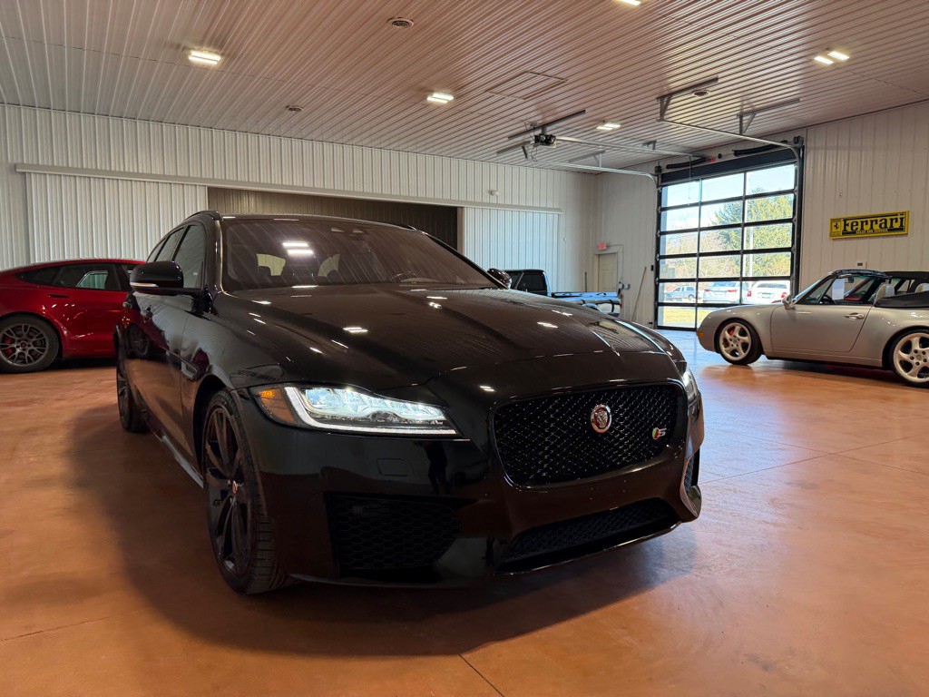 2018 Jaguar XF Image 6