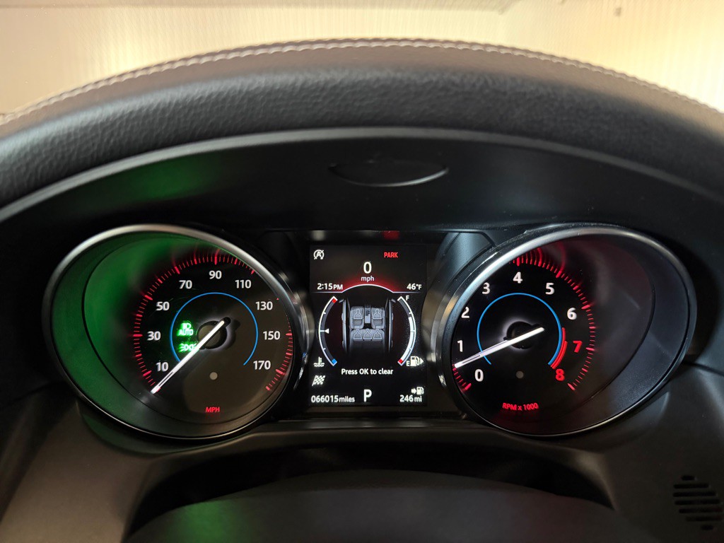 2018 Jaguar XF Image 30