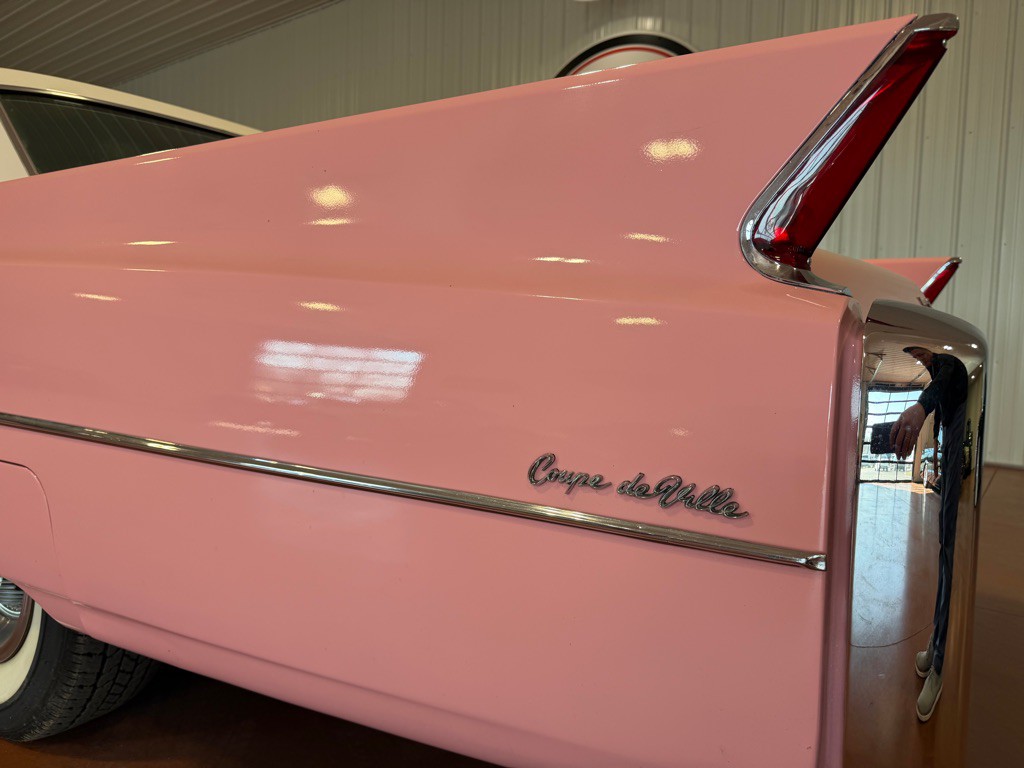 1963 Cadillac Coupe De Ville Image 11