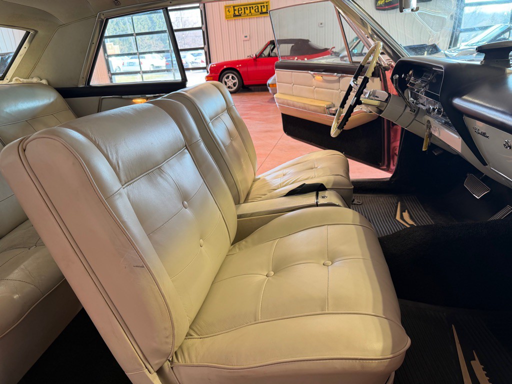 1963 Cadillac Coupe De Ville Image 19