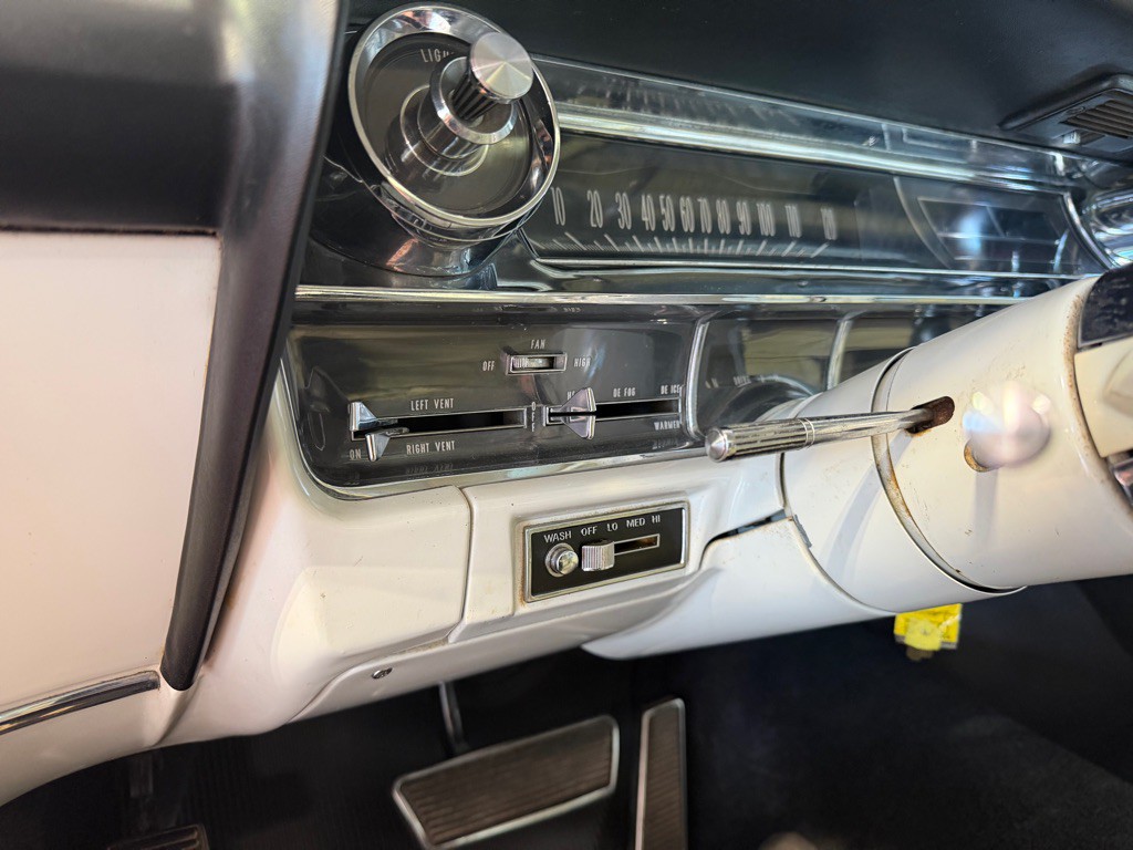 1963 Cadillac Coupe De Ville Image 22