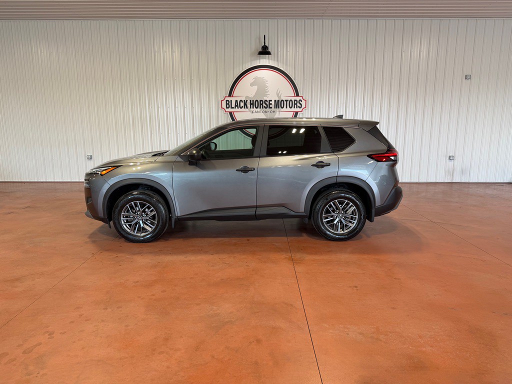 2023 Nissan Rogue Image 1