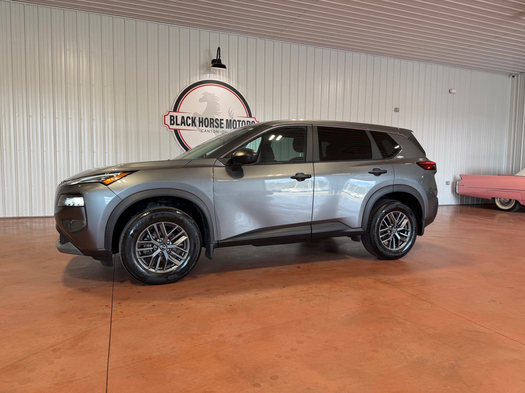 2023 Nissan Rogue Image 3