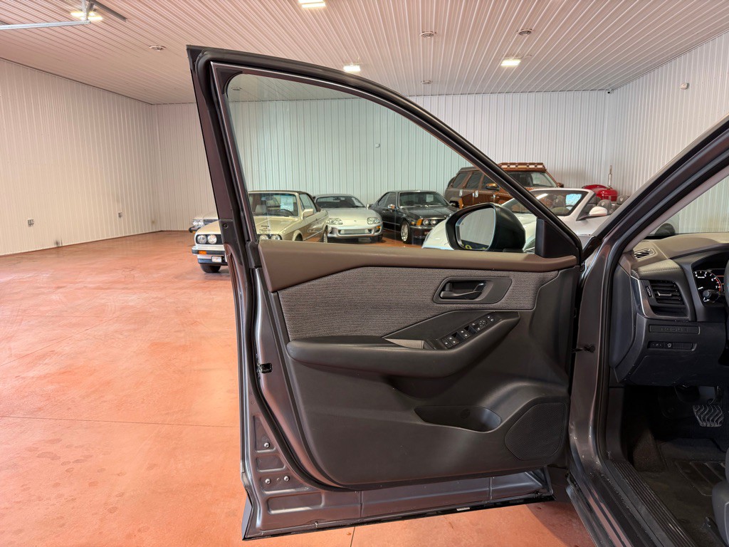 2023 Nissan Rogue Image 15