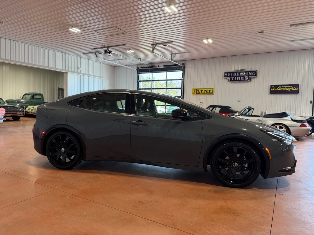 2024 Toyota Prius Image 7