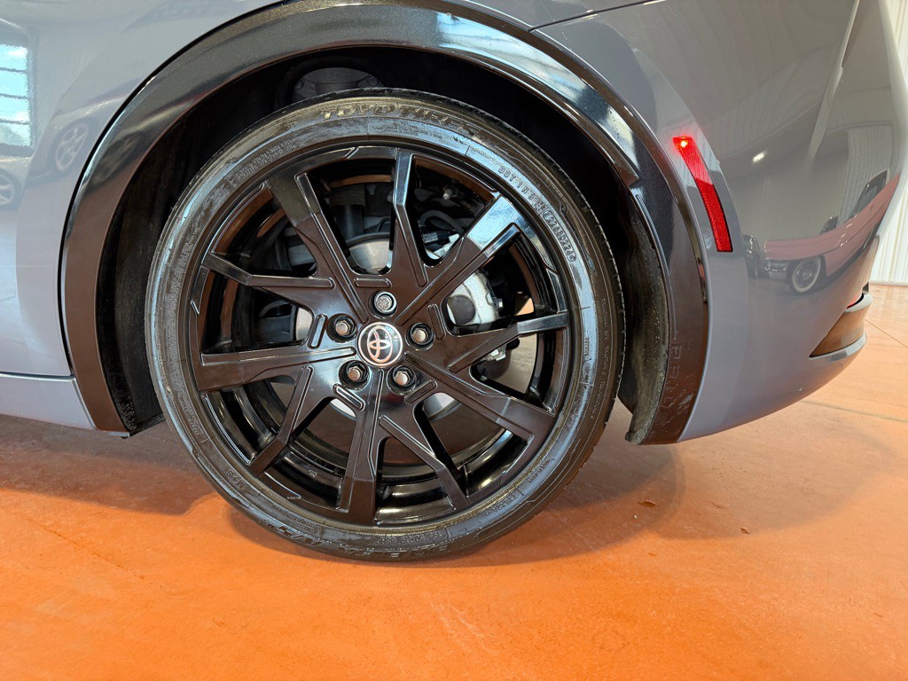 2024 Toyota Prius Image 12