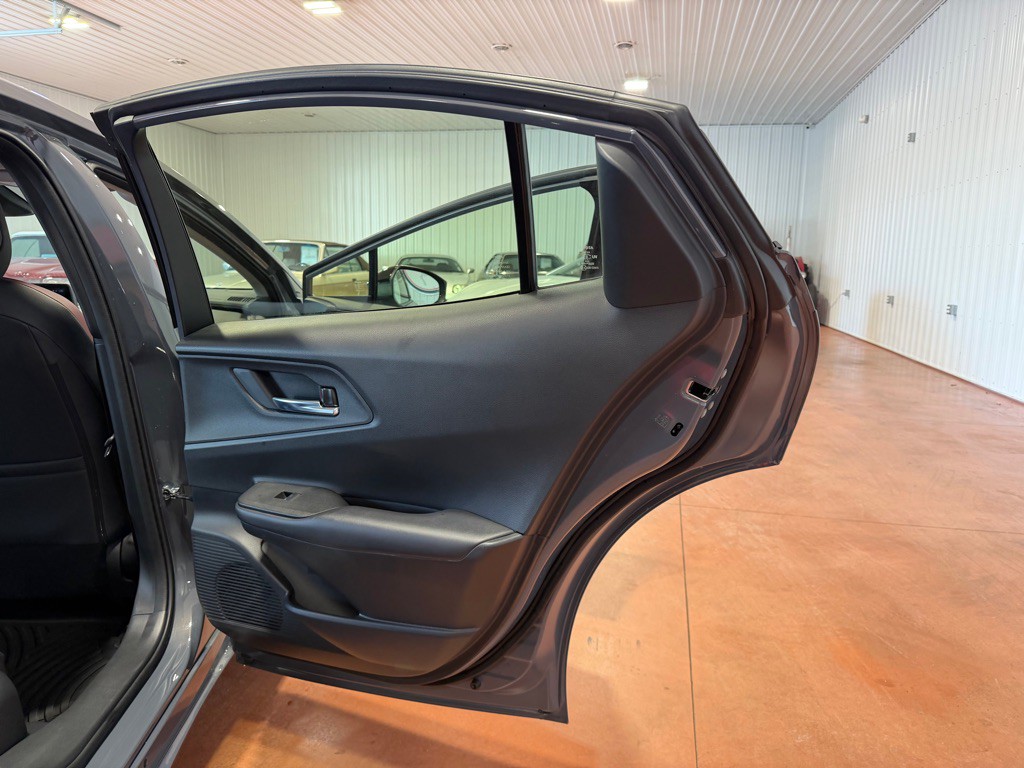 2024 Toyota Prius Image 25