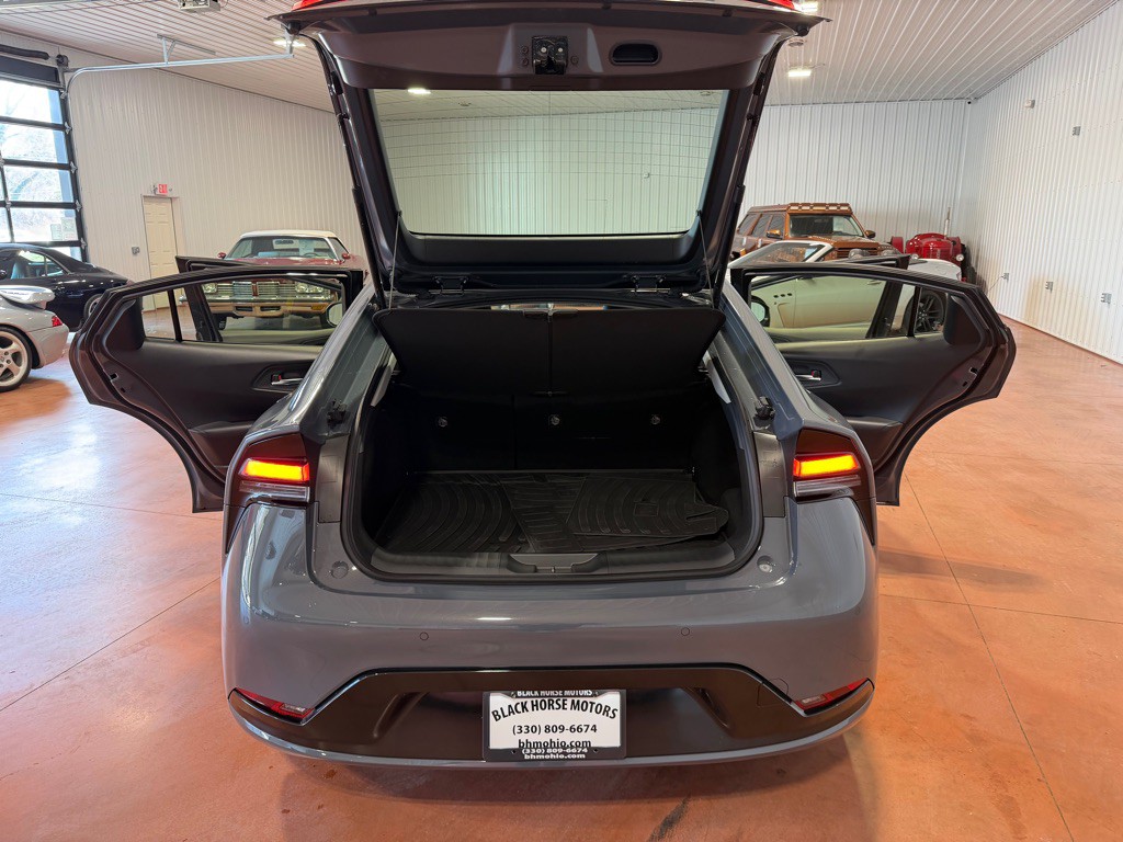 2024 Toyota Prius Image 36