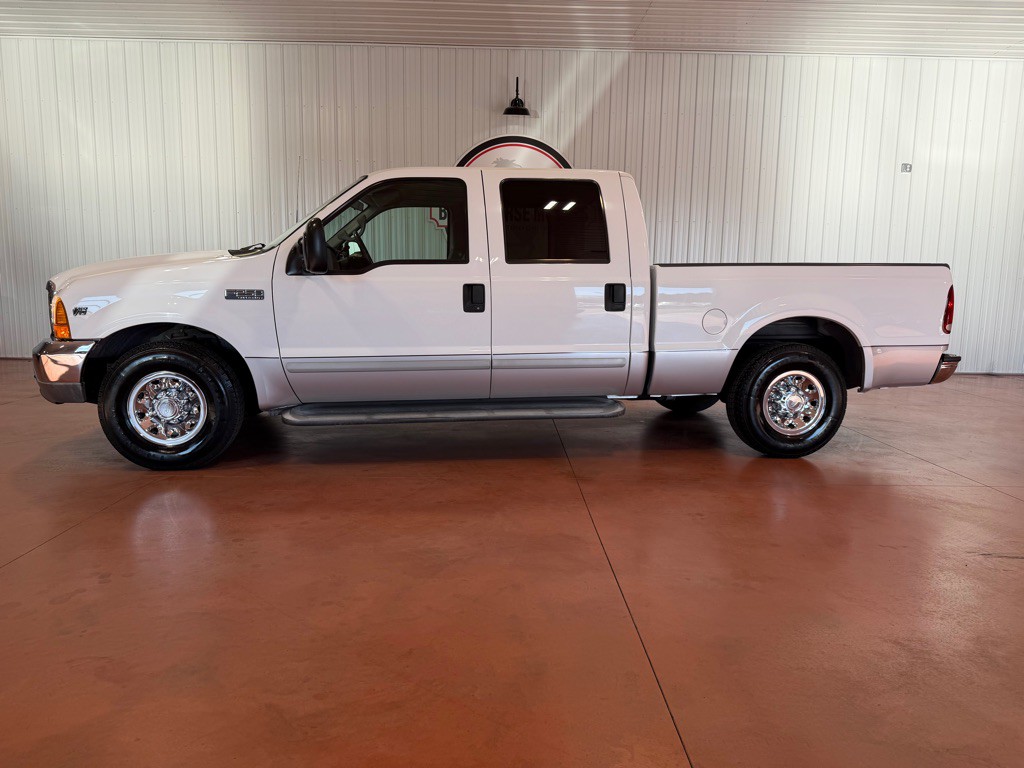 2001 Ford F-250 Image 2