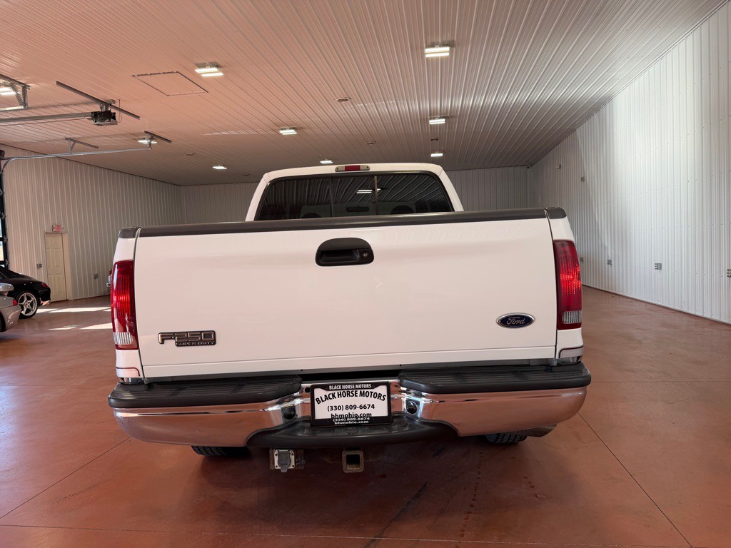 2001 Ford F-250 Image 9