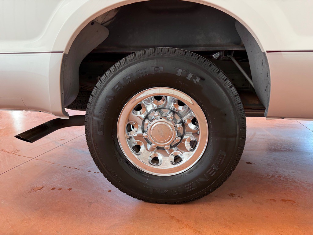 2001 Ford F-250 Image 14