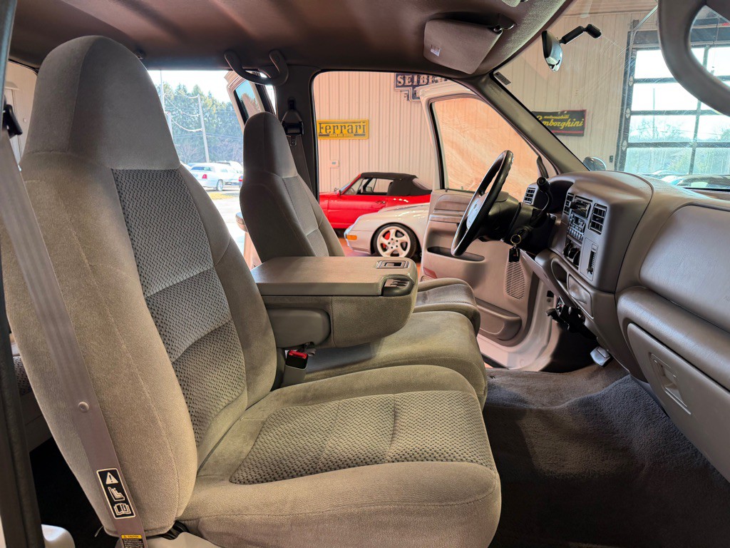 2001 Ford F-250 Image 23