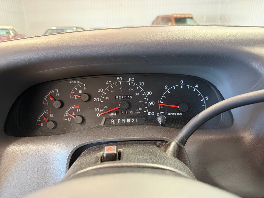 2001 Ford F-250 Image 30