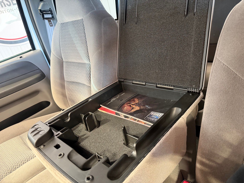 2001 Ford F-250 Image 33