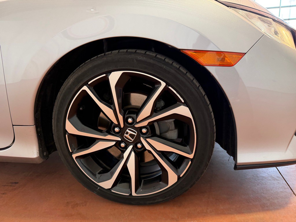 2018 Honda Civic Image 14