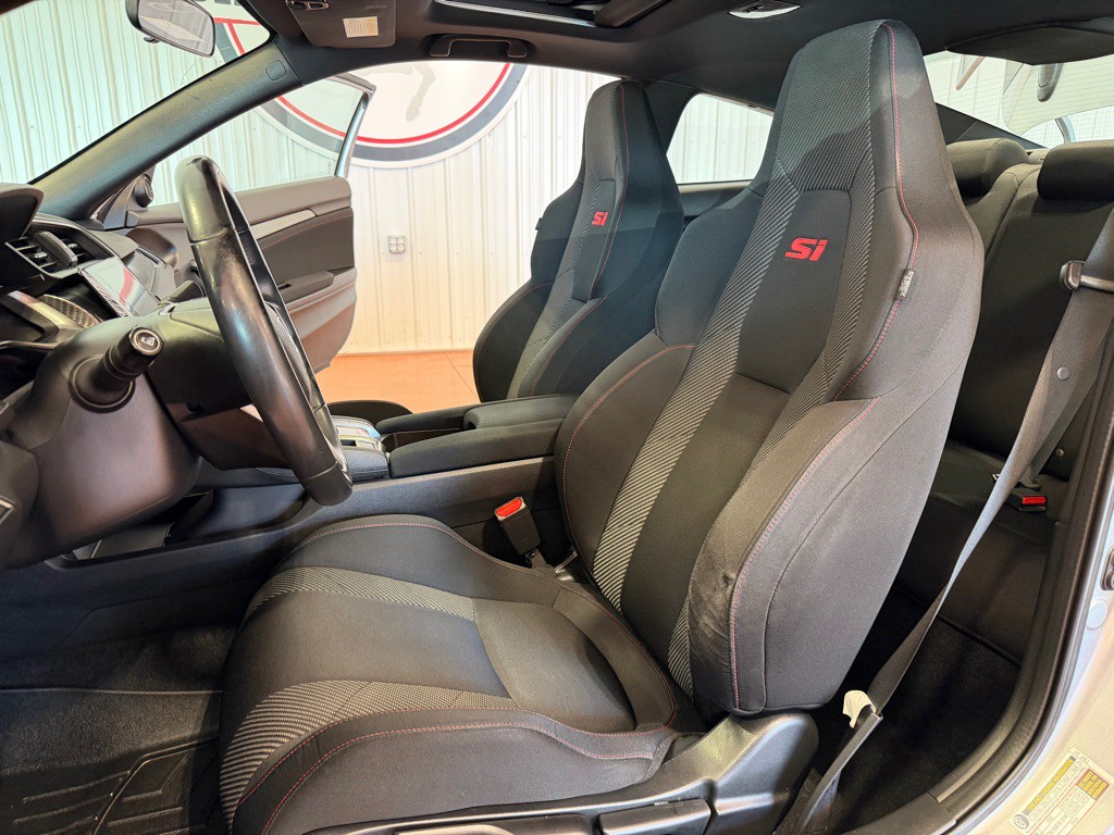 2018 Honda Civic Image 18