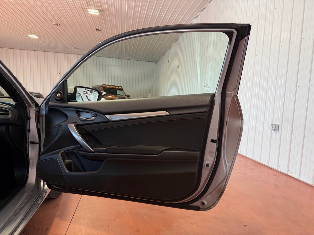 2018 Honda Civic Image 21