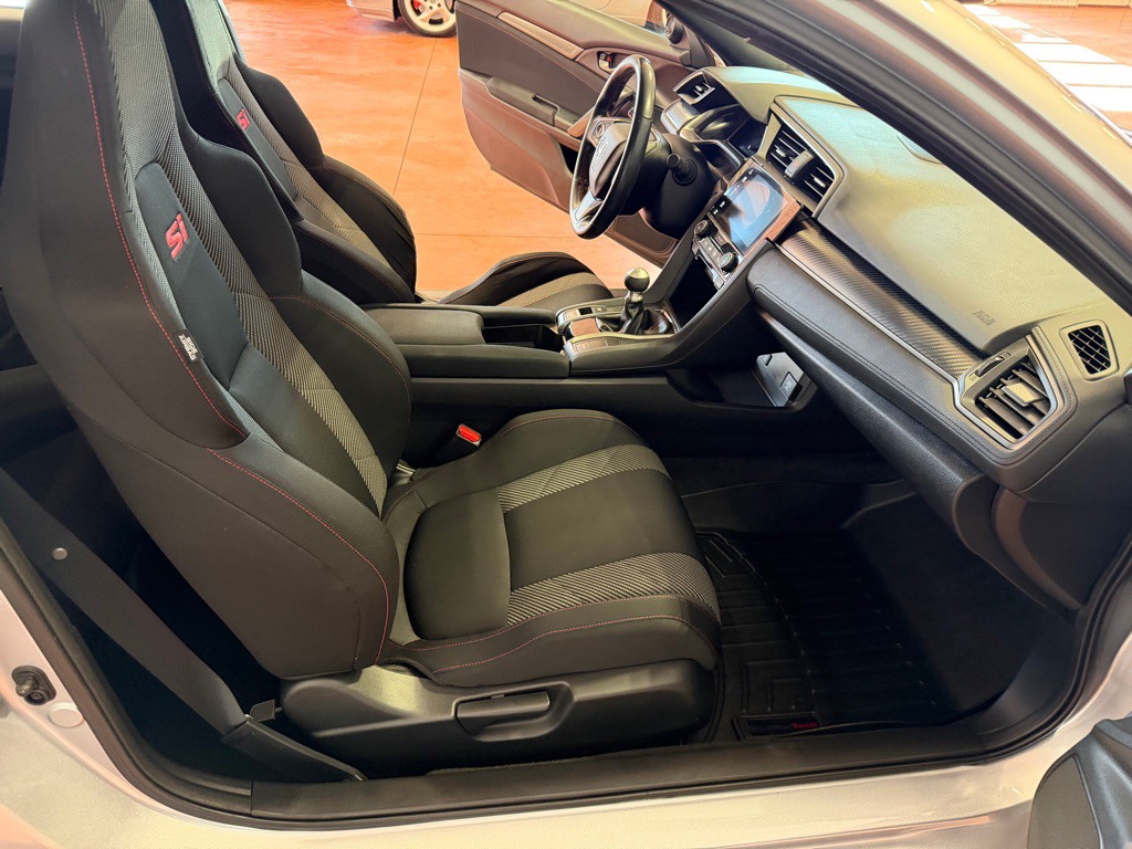 2018 Honda Civic Image 22