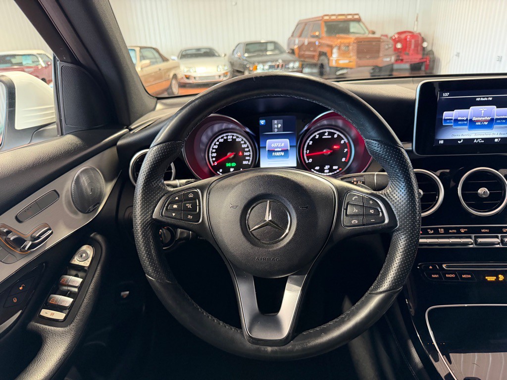 2017 Mercedes-Benz GLC-Class Image 28